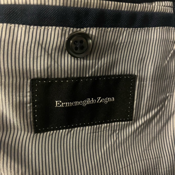 Ermenegildo Zegna Silk and Wool Navy Blazer 50R - Picture 11 of 11
